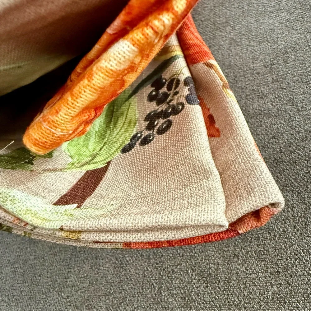 Williams Sonoma Harvest Bloom Towels Set of 2